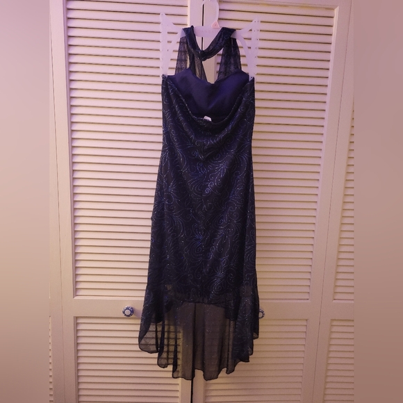 Elegant Sparkly Y2k Taboo Halter Cocktail Dress - Picture 2 of 3